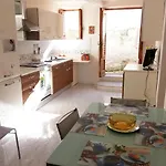Trilocale 5 Posti Letto A Pochi Passi Dal Mare Lägenhet *