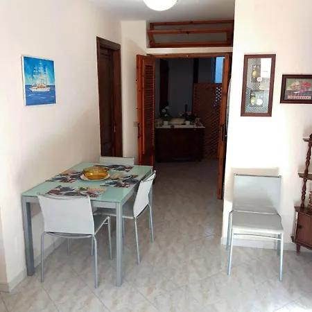 Trilocale 5 Posti Letto A Pochi Passi Dal Mare ليباري